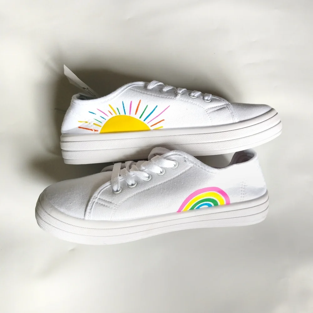 Rainbow Sunshine White Canvas Tennis Shoes size 8 NEW - Picture 1 of 7